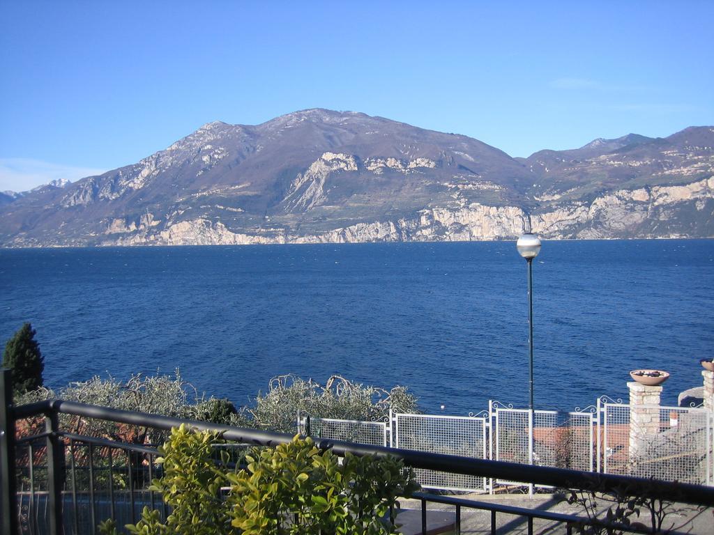 Mary Apartments Brenzone sul Garda Buitenkant foto