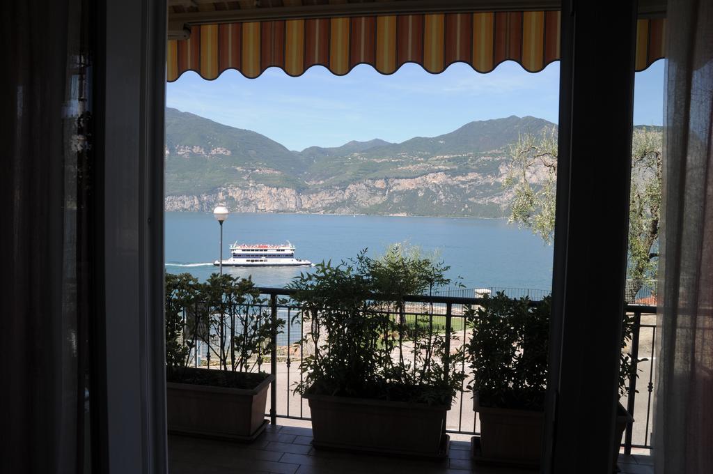 Mary Apartments Brenzone sul Garda Buitenkant foto